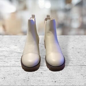 Mirette Chelsea Boots By Journee Gray Size 9